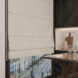 Modernes Raffrollo in mattem glattem Beige