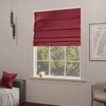 Stilvolles Glamour-Raffrollo in glattem Rotbordeaux